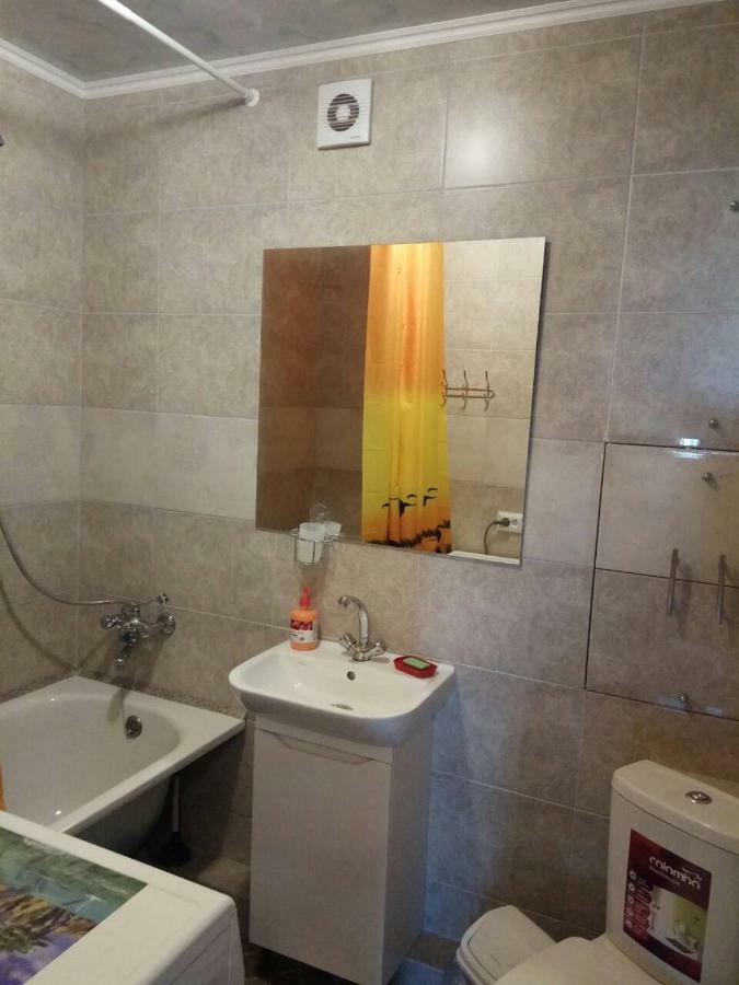 Apartment On Sobornaya 58 Khmelʼnytsʼkyy Eksteriør billede